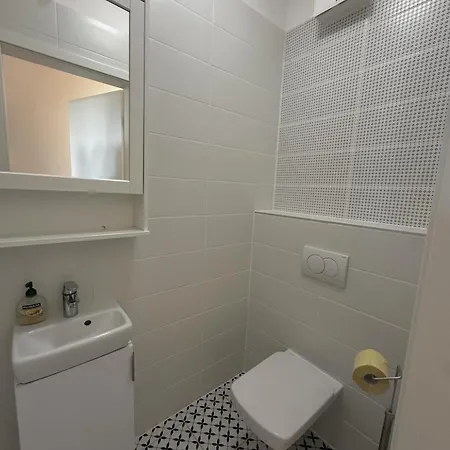 Island View Apartment